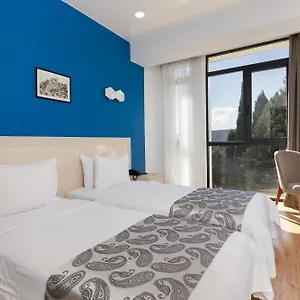 Hotel Iveria
